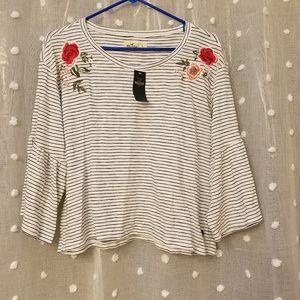 Striped Floral Hollister blous